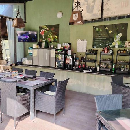 Aheloy Apartments Ngoại thất bức ảnh